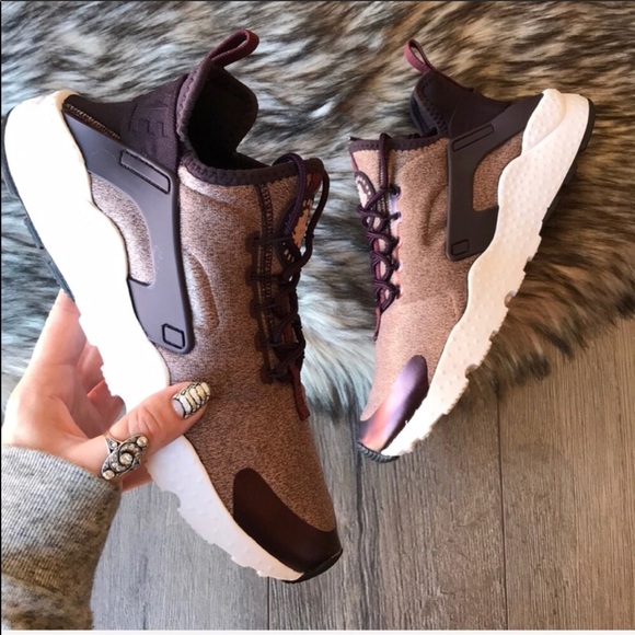 NWT Nike Huarache Run Ultra - Picture 4 of 8